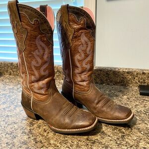 Ariat Womens Crossfire Caliente Western Boot Style 10004817